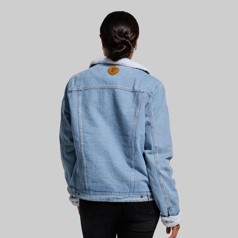 Women's Sherpa Lined Denim Jacket (Light Wash)