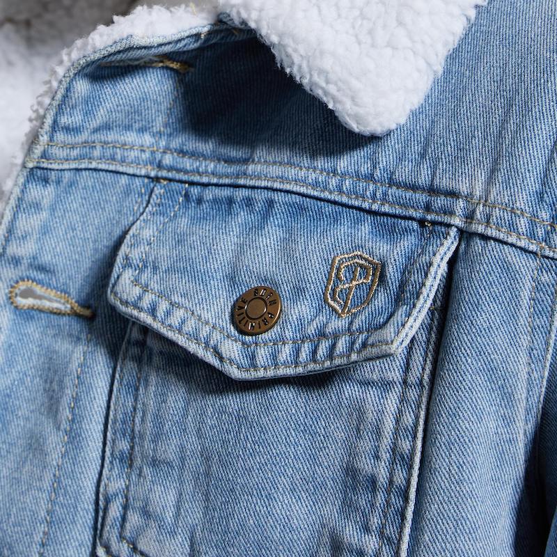 Women's Sherpa Lined Denim Jacket (Light Wash)
